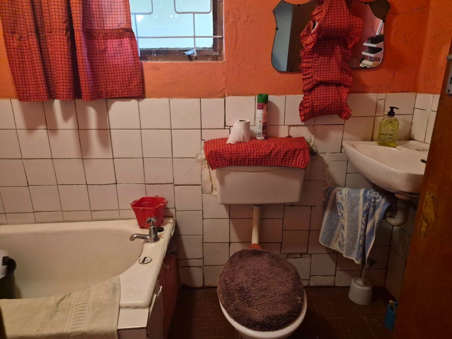 3 Bedroom Property for Sale in Zwide Eastern Cape